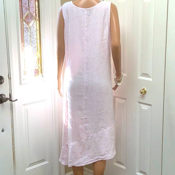 Exclusive Fenini Linen Dress - Picture 3 of 5